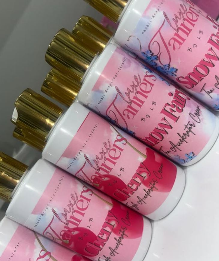 10 X 100ML TANNING ACCELERATOR CREAMS (PREMIUM SCENTS)